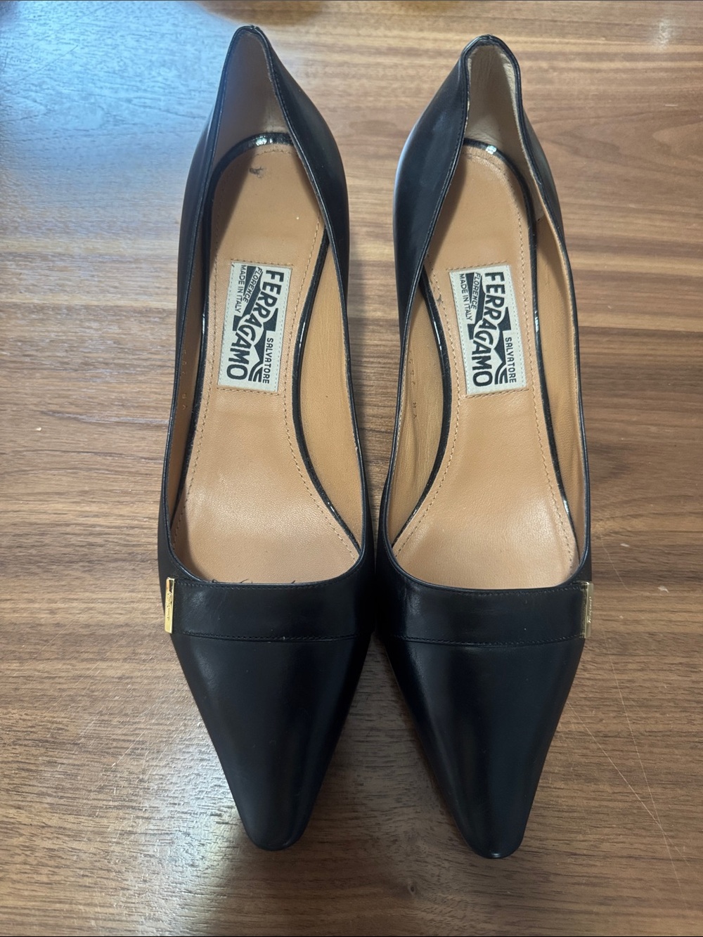 Salvatore Ferragamo heels - Picture 1 of 11